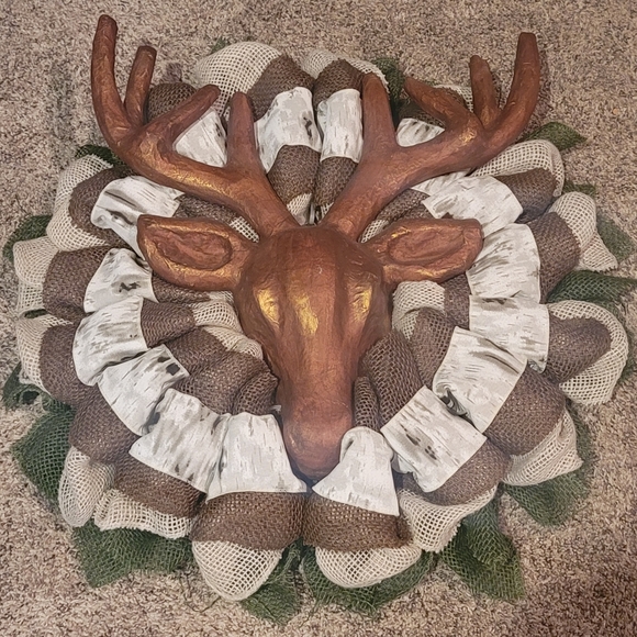 Faux Deer Head Wreath NWOT - Picture 2 of 3